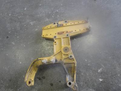 Caterpillar Bracket