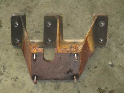 Caterpillar Bracket
