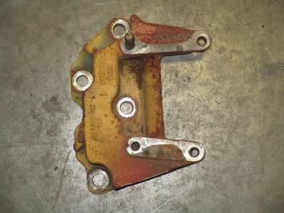 Caterpillar Bracket