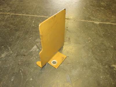 Caterpillar Bracket