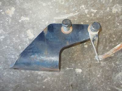 Caterpillar Bracket