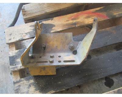 Caterpillar Bracket