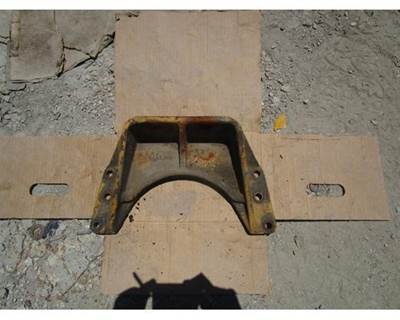 Caterpillar CXU613 Bracket