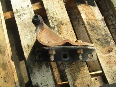 Cummins Bracket