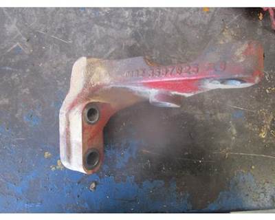 Cummins Bracket