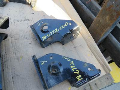 Freightliner Bracket