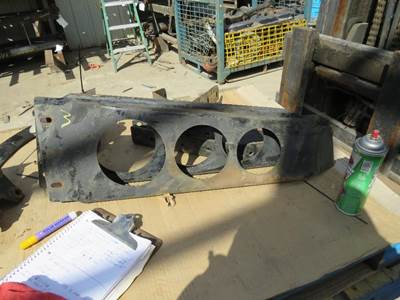 Freightliner Bracket