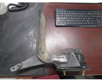 Freightliner Bracket