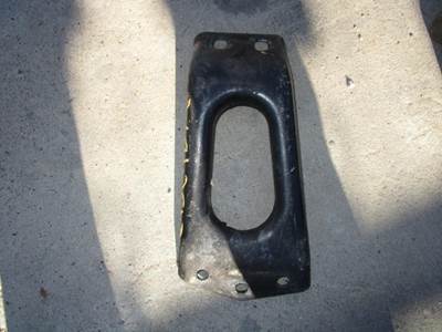 Freightliner Cascadia Bracket