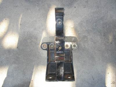 Freightliner Cascadia Bracket