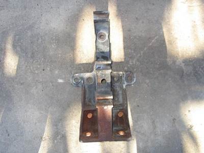 Freightliner Cascadia Bracket