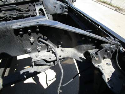 Freightliner Cascadia Right Bracket for a Freightliner CASCADIA 125
