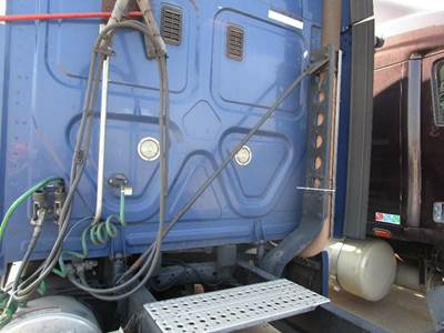 Freightliner Cascadia Bracket for a Freightliner CASCADIA 125