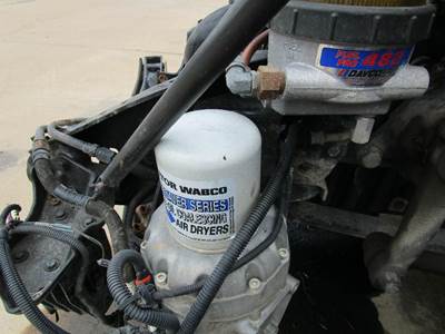 Freightliner Cascadia Left Bracket for a Freightliner CASCADIA 125