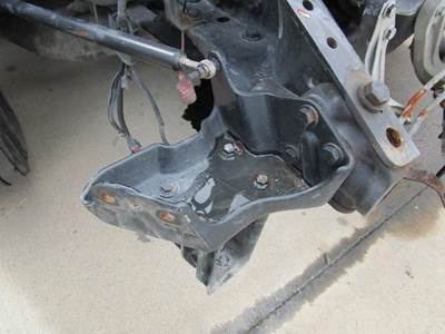 Freightliner Cascadia Right Bracket for a Freightliner CASCADIA 125