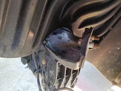 Freightliner Cascadia Right Bracket for a Freightliner CASCADIA 125