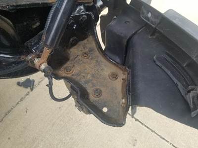 Freightliner Cascadia Right Bracket for a Freightliner CASCADIA 125