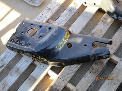 Freightliner Cascadia Right Bracket for a Freightliner CASCADIA 125