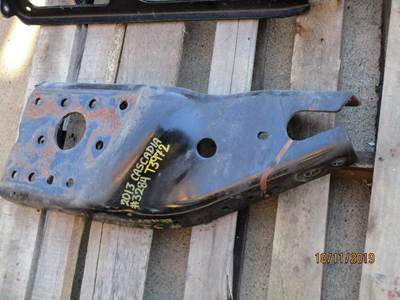 Freightliner Cascadia Bracket