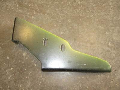 Freightliner Cascadia Bracket