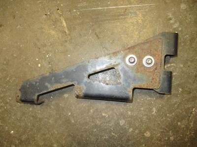 Freightliner Cascadia Bracket