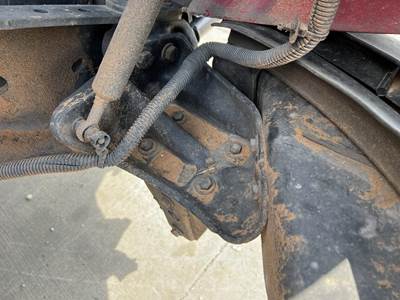 Freightliner Cascadia Right Bracket for a Freightliner CASCADIA 125