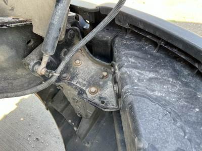 Freightliner Cascadia Right Bracket for a Freightliner CASCADIA 113BBC