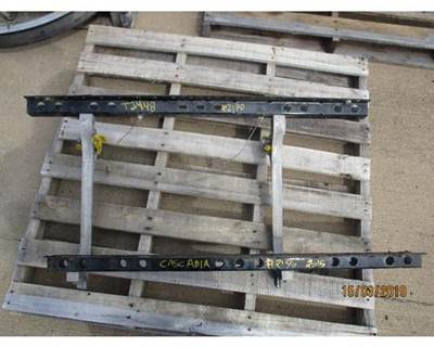 Freightliner Cascadia Bracket