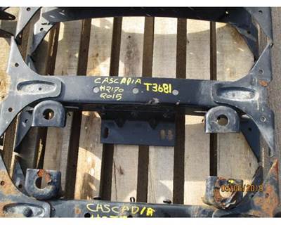 Freightliner Cascadia Bracket