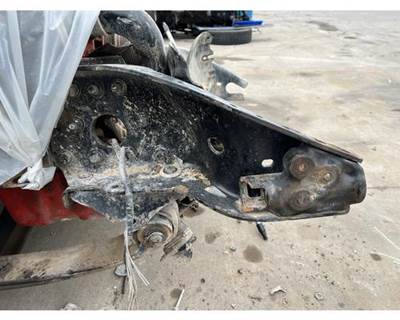 Freightliner Cascadia Right Bracket for a Freightliner CASCADIA 125