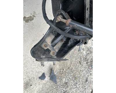 Freightliner Cascadia Right Bracket for a Freightliner CASCADIA 125