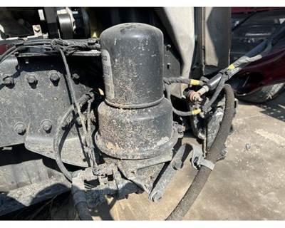 Freightliner Cascadia Right Bracket for a Freightliner CASCADIA 126