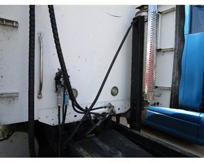 Freightliner Columbia 120 Bracket