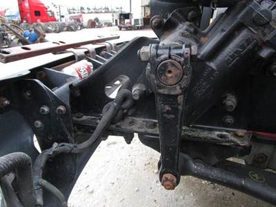 Freightliner Columbia Left Bracket for a Freightliner COLUMBIA 120