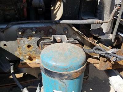 Freightliner Columbia Right Bracket for a Freightliner COLUMBIA 120