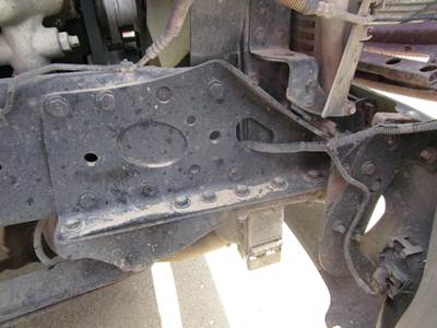 Freightliner Columbia Right Bracket for a Freightliner COLUMBIA 120