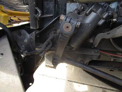 Freightliner Columbia Left Bracket for a Freightliner COLUMBIA 120