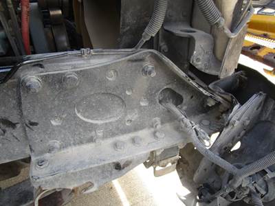 Freightliner Columbia Right Bracket for a Freightliner COLUMBIA 120
