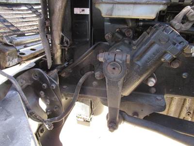 Freightliner Columbia Left Bracket for a Freightliner COLUMBIA 120