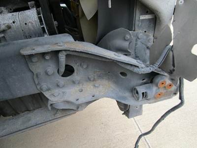 Freightliner Columbia Right Bracket for a Freightliner COLUMBIA 120