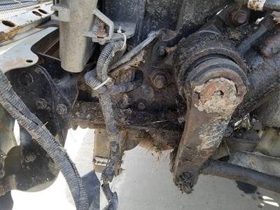 Freightliner Columbia Left Bracket for a Freightliner COLUMBIA 120