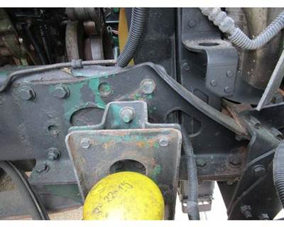 Freightliner Columbia Right Bracket for a Freightliner COLUMBIA 120