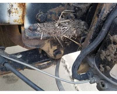 Freightliner Columbia Right Bracket for a Freightliner COLUMBIA 120