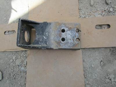 Freightliner FLD120 Bracket
