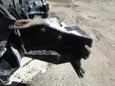 International 9200 Right Bracket