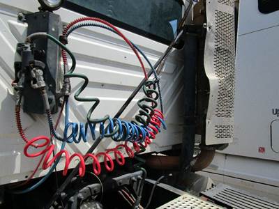 International ProStar Bracket