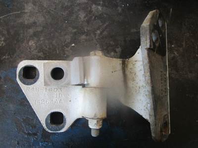 Kenworth T2000 Bracket