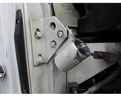 Kenworth T2000 Bracket