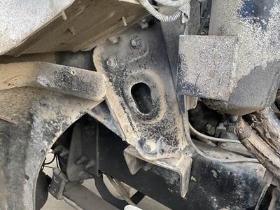 Mack Vision CXN613 Right Bracket for a Mack CXN613