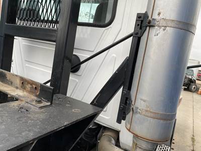 Mack Vision CXN613 Bracket for a Mack CXN613